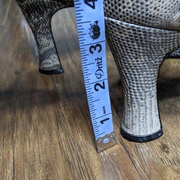 Stuart Weitzman brown snakeskin retro platform heels 9.5 - Picture 8 of 8